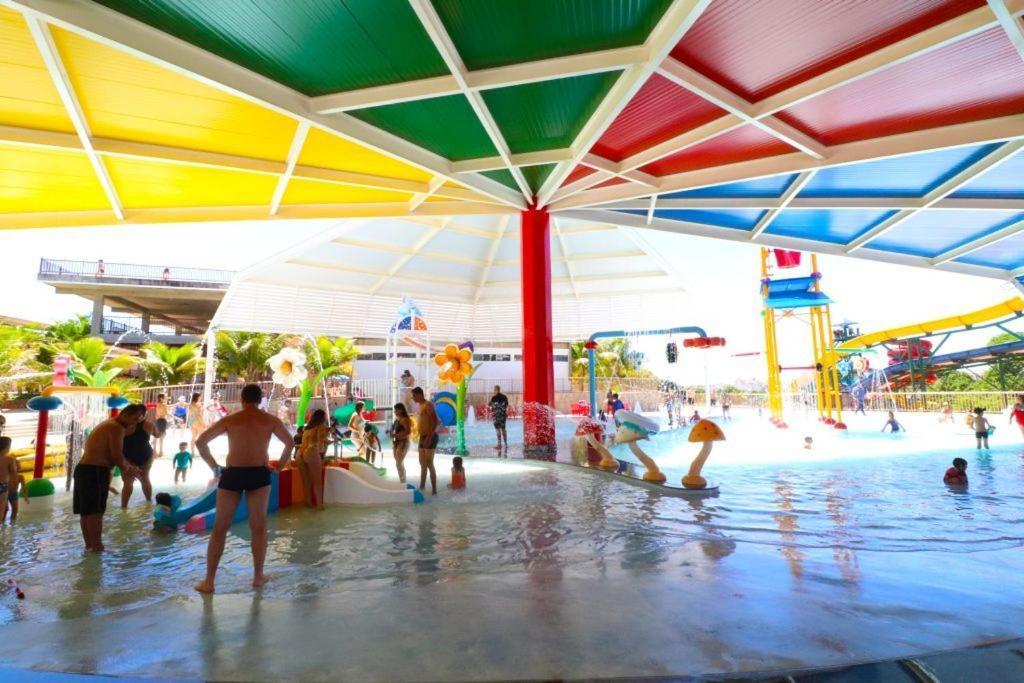 Hotel Piazza Diroma Acqua Park Caldas Novas Exterior foto